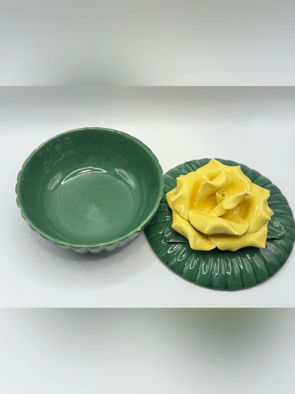 Vintage Ceramic Yellow Rose Trinket Box Jewelry Vanity Box - Picture 6 of 9